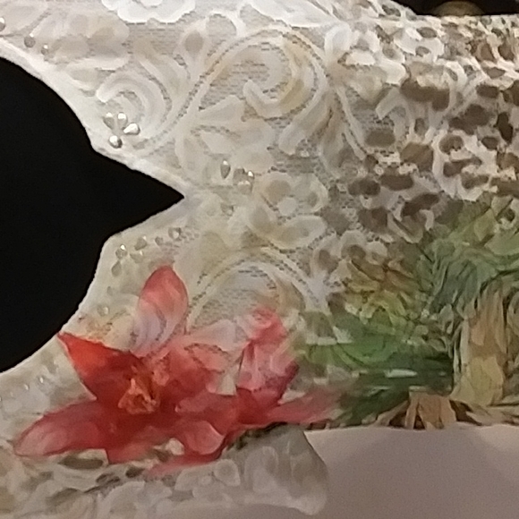 Alfred Dunner Lace Floral Top - Picture 2 of 10